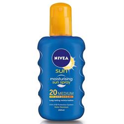 Nivea Sun Koruyucu Güneş Spreyi 20 Faktör 200 Ml